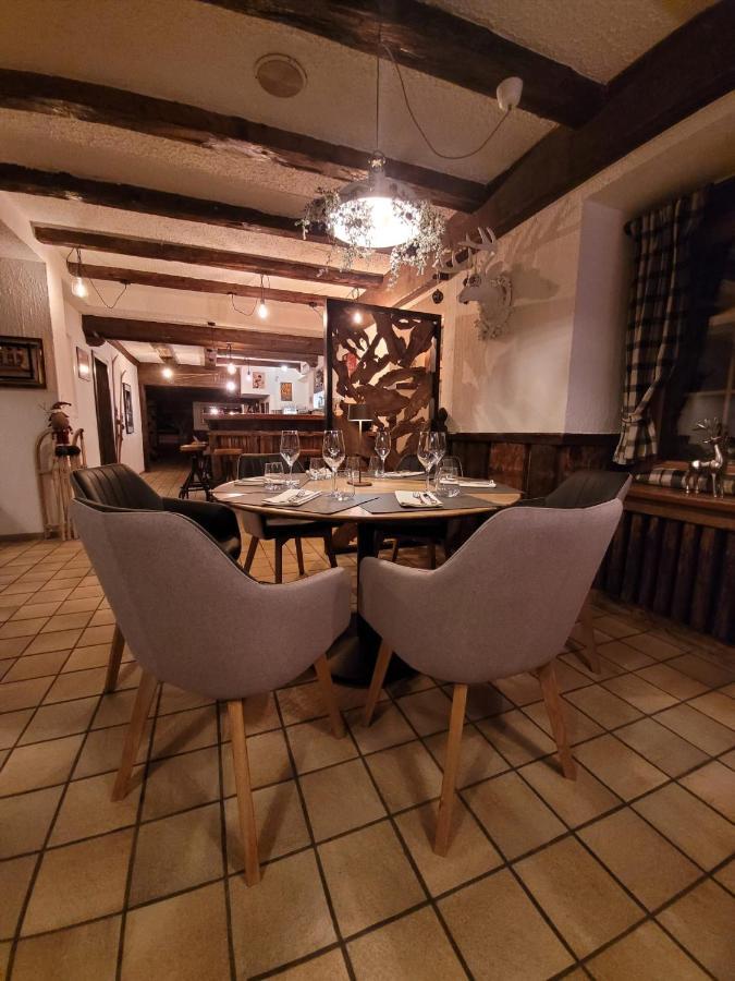 De La Poste Hotel *